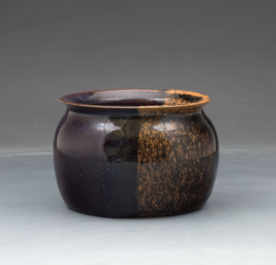 Pot by Amanda Luckett