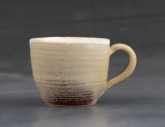 Cup with handle by Marina Avila