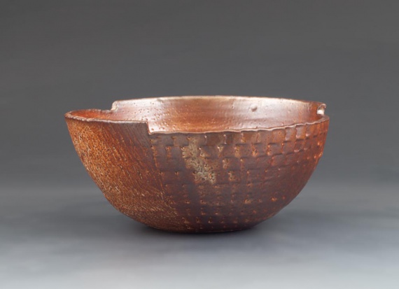 Carved shino bowl by Oliver Hopcraft