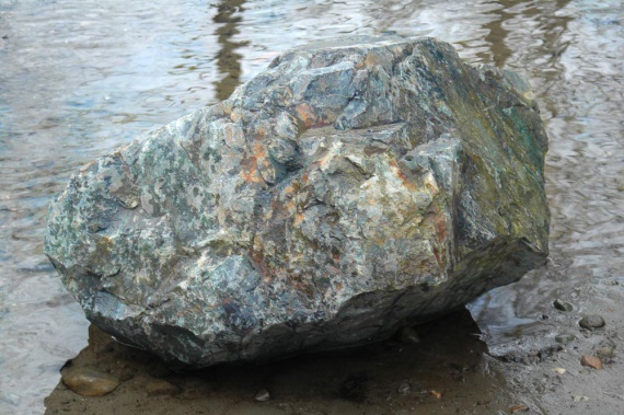 Rock photo by Ryan Paulson