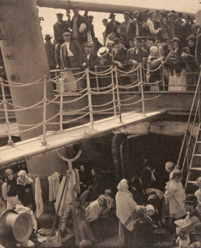 <p><b>Alfred Stieglitz</b>, <i>The Steerage</i>, 1907.</p>