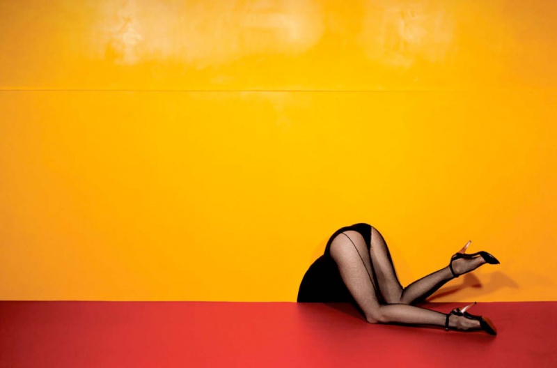 <p><b>Guy Bourdin</b>, Charles Jourdan advertisement, 1979.</p>