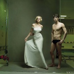<p><b>Annie Leibovitz</b>, <i>Caroline Trentini and Michael Phelps</i>, Vogue, April 2008.</p>
