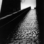 <p><b>Bill Brandt</b>, <i>Snicket in Halifax</i>, 1937.</p>