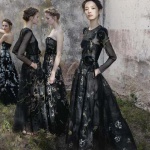 <p><b>Deborah Turbeville</b><i>Valentino Spring/Summer 2012</i>.</p>