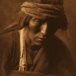 <p><b>Edward S. Curtis</b>, <i>Hastobiga, Navaho Medicine Man</i>, circa 1904.</p>