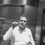 <p><b>Garry Winogrand</b>, <i>New York</i>, circa 1969.</p>