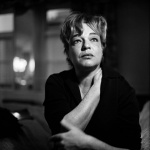 <p><b>Jane Bown</b>, <i>Simone Signoret</i>, 1966.</p>