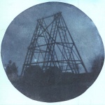 <p><b>John Herschel</b>, <i>Photograph of William Herschel's 40 foot telescope frame</i>, 1839.</p>